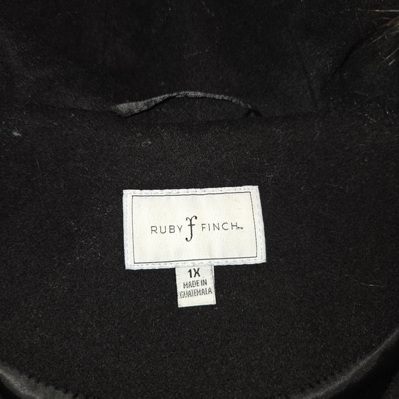 Ruby Finch Black Wool-Blend Hooded Coat with Faux Fur Trim – Size 1X - Picture 2 of 6